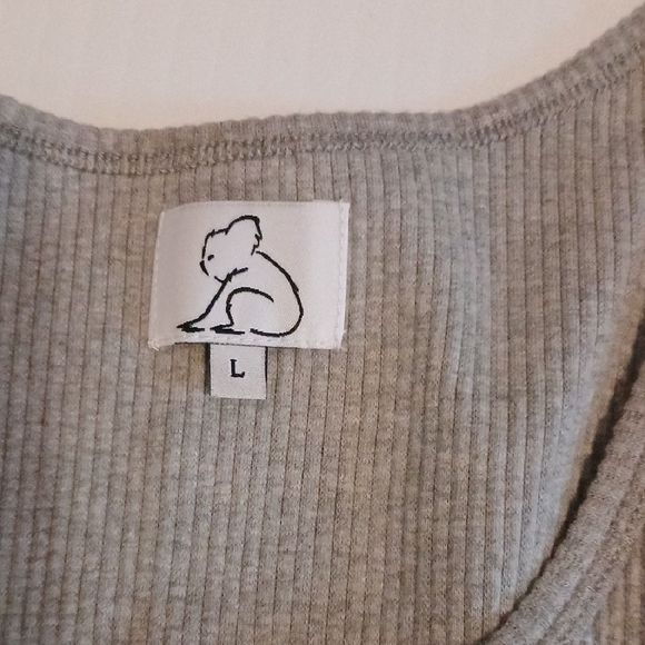Kuwalla Tee Women's Gray Ribbed Tank Top NEW - Picture 3 of 5